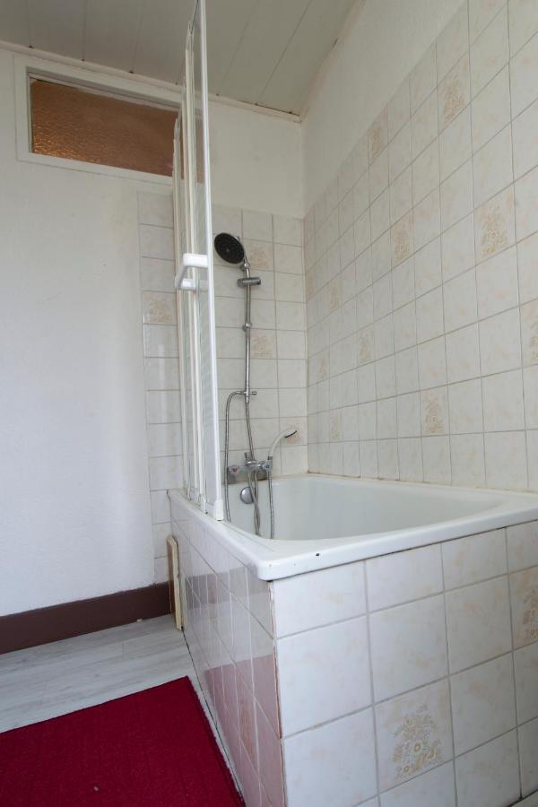 T1 Situe A 100 M Des Thermes Apartment Aix-les-Bains Bagian luar foto